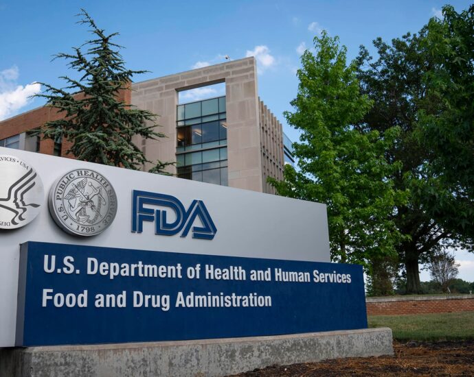 us.-allows-florida-to-import-drugs-from-canada,-reviving-fears-of-shortages