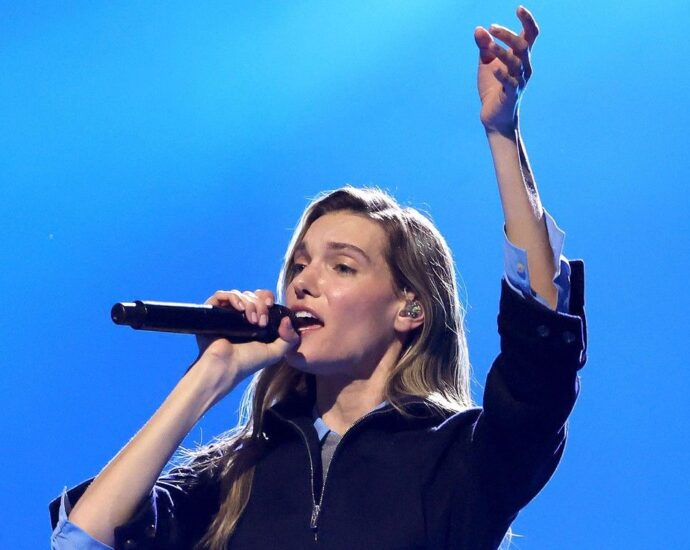 Charlotte Cardin to headline Gatineau Sizzling Air Balloon Competition