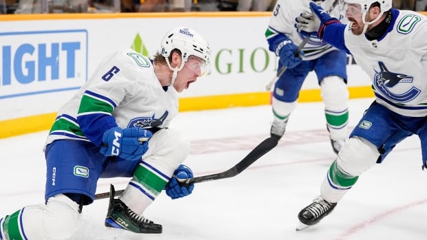 >-canucks-pull-off-comeback,-beat-predators-in-ot-to-take-3-1-series-lead