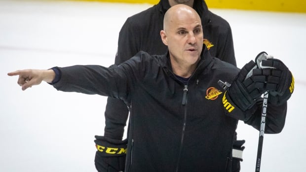 >-vancouver-canucks’-rick-tocchet-named-nhl’s-coach-of-the-year