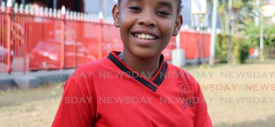 Thara Howe wows in stage debut