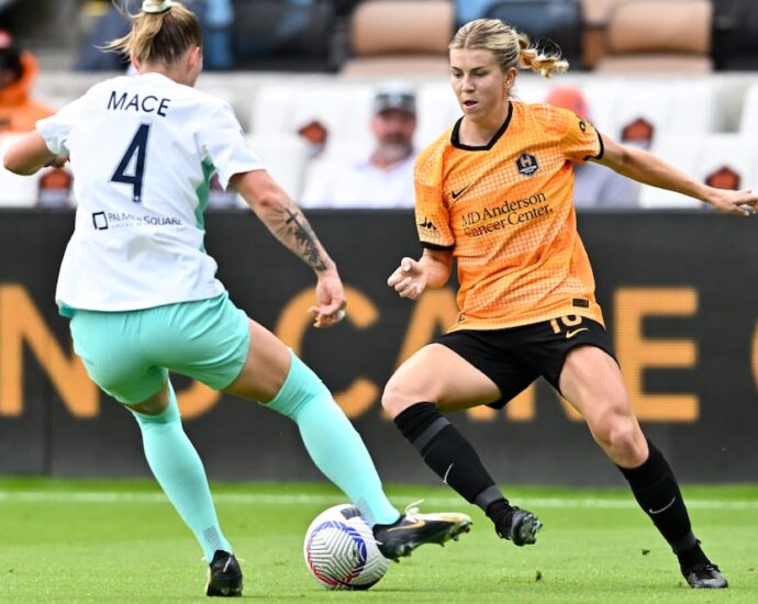 canada’s-amanda-west-scores-1st-nwsl-goal-to-earn-draw-for-houston-dash