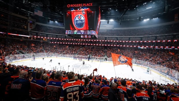 >-with-oilers-back-in-stanley-cup-final,-fans-from-arctic-circle-to-philippines-celebrate