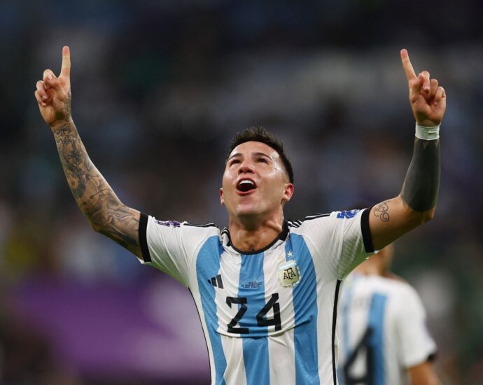 The ten most costly British transfers of all time