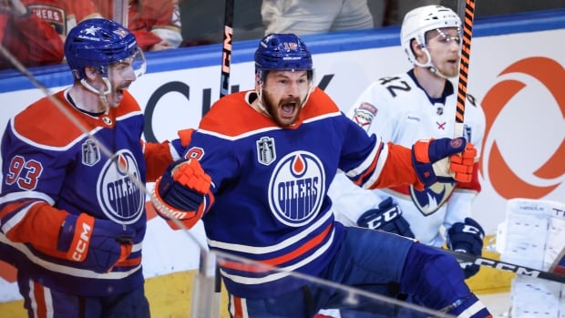 >-oilers-erase-3-0-series-deficit,-beat-panthers-to-force-game-7-in-stanley-cup-final