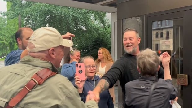 Freedom Convoy’s Pat King out on bail below strict prerequisites