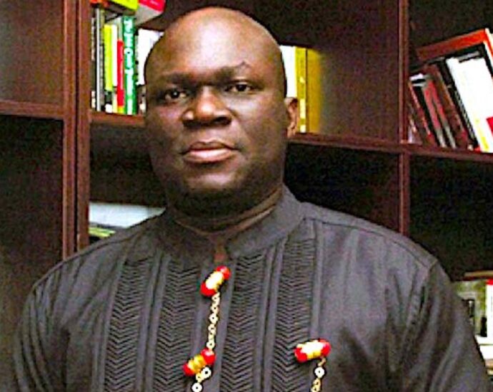 “Nation laborious, no be tiny,” By Reuben Abati 
