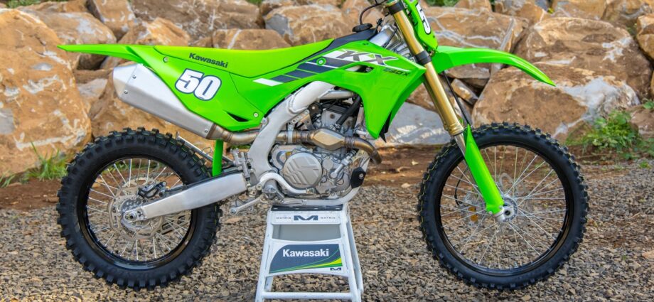 2025 KAWASAKI KX250X OFF-ROAD MODEL : WHAT’S NEW