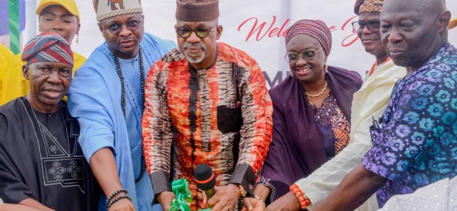 Abiodun commissions Ojodu Abiodun-Denro-Ishasi-Akute avenue