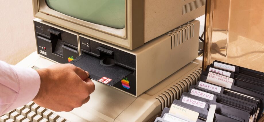 manufacturing facility reset a Mac