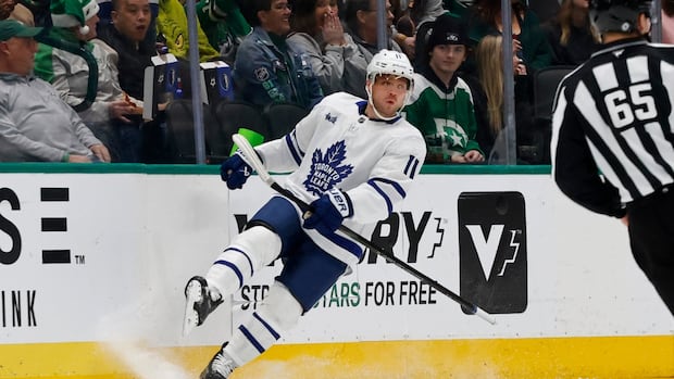 >-maple-leafs’-max-domi-fined-$5k-us-for-elbowing-flyers’-garnet-hathaway-in-head