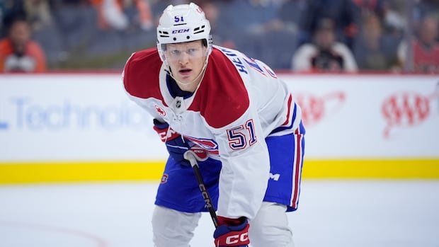 >-canadiens-rookie-emil-heineman-injured-after-being-struck-by-car