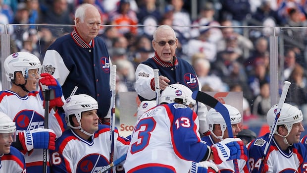>-tom-mcvie,-1st-nhl-coach-of-the-winnipeg-jets,-dead-at-89