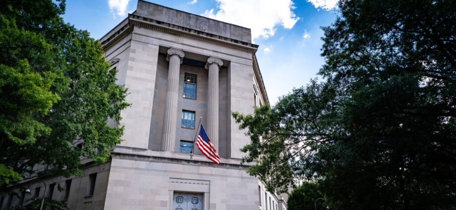 Lady pleads guilty in human smuggling time out whereby 16 drowned