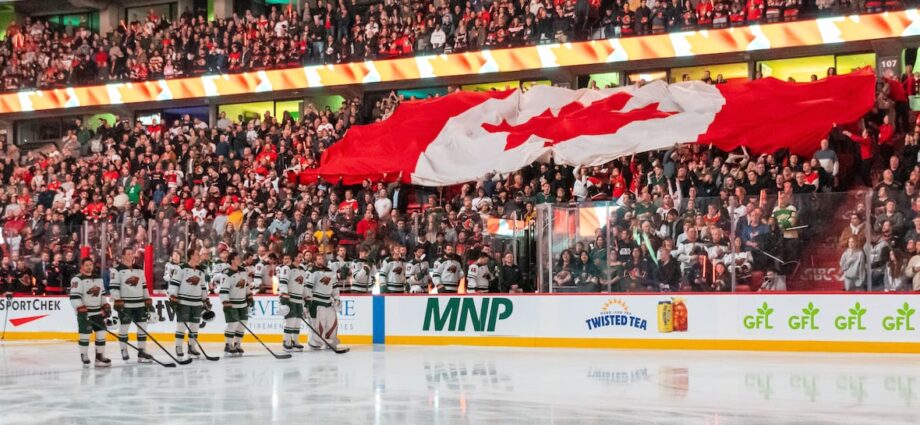 >-canadian-hockey-fans-boo-us.-anthem-during-ottawa-senators,-minnesota-wild-game