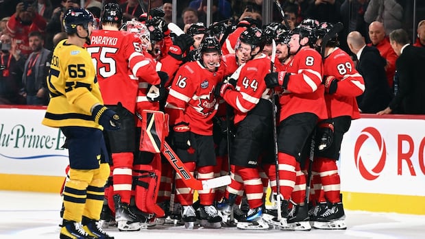 >-marner-snipes-ot-winner,-crosby-dazzles-as-canada-fends-off-sweden-in-4-nations-face-off-opener