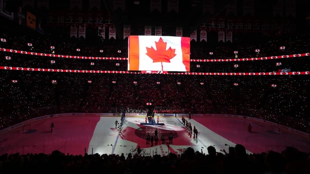 >-chantal-kreviazuk-changes-o-canada-lyrics-at-hockey-game-against-us.