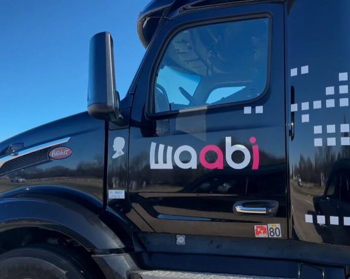 >-watch-|-ready-to-share-the-road-with-self-driving-18-wheelers?