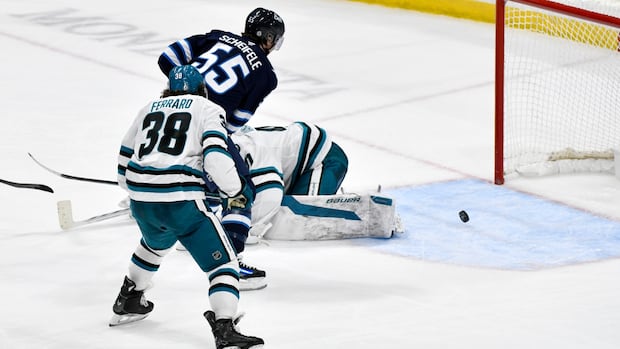 >-scheifele-gives-jets-10th-straight-win-with-record-setting-goal-in-ot