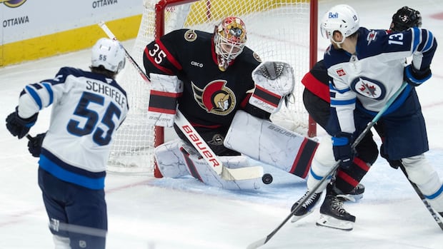 >-winnipeg-jets-extend-win-streak-to-11-games-with-victory-over-senators