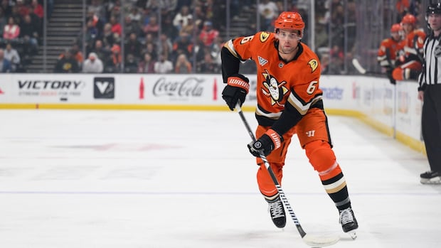 >-devils-get-dumoulin,-panthers-add-sturm-and-golden-knights-reacquire-smith-as-nhl-trades-pile-up