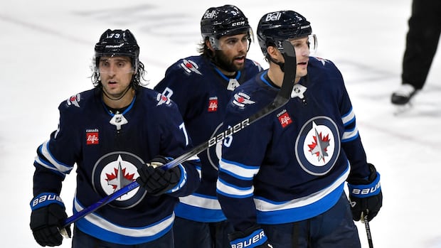 >-schenn,-tanev-forge-roles-with-winnipeg-jets,-bringing-toughness-and-playoff-experience