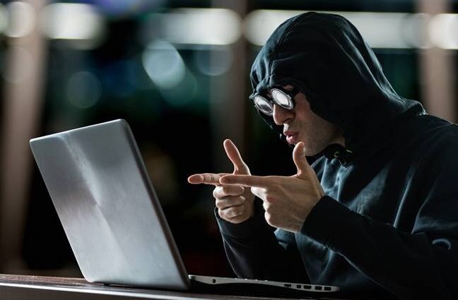 Security store pwns ransomware gang, passes insider data to authorities