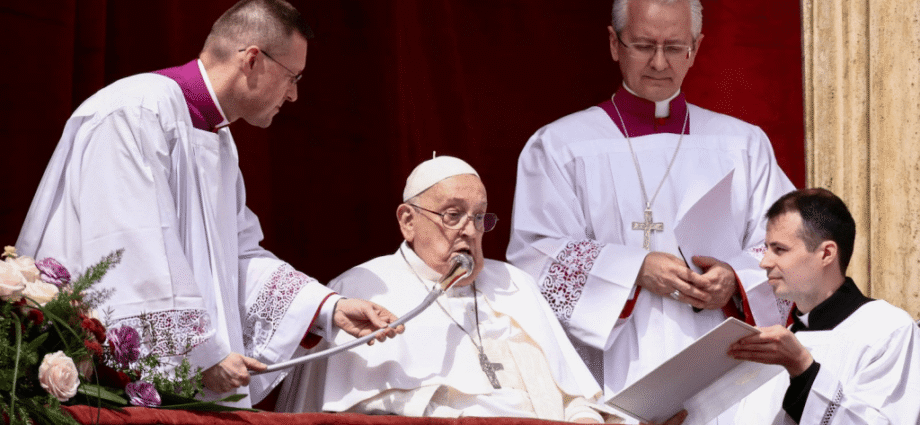 Pope Francis Dies at 88, Vatican Confirms