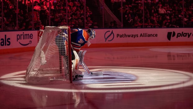 >-edmonton-oilers-tap-calvin-pickard-for-game-3-start-against-la.-kings
