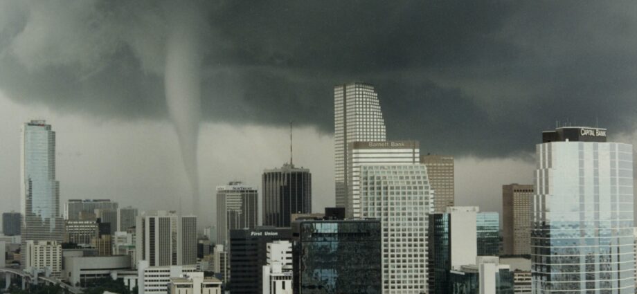 St. Louis Tornado: Updates on the Injury