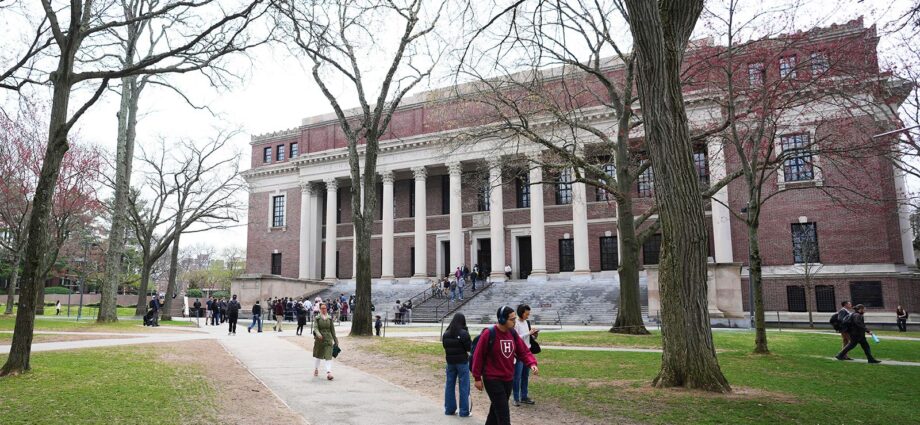 Trump administration bars Harvard from enrolling world college students