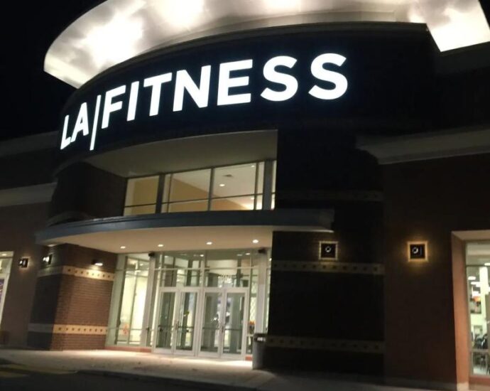 la-fitness-oshawa-–-juice-blendz-nutrition-cafe.