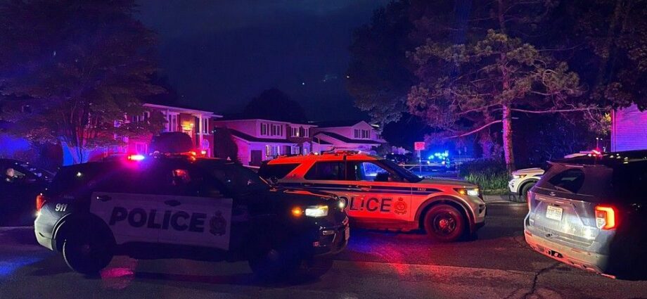 One man critically injured after focused shooting in Ottawa
