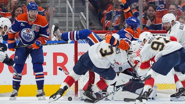 >-game-3-of-panthers-oilers-stanley-cup-final-could-tilt-a-tight-series