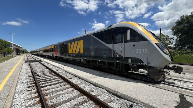 VIA Rail and Unifor reach tentative settlement, averting a strike