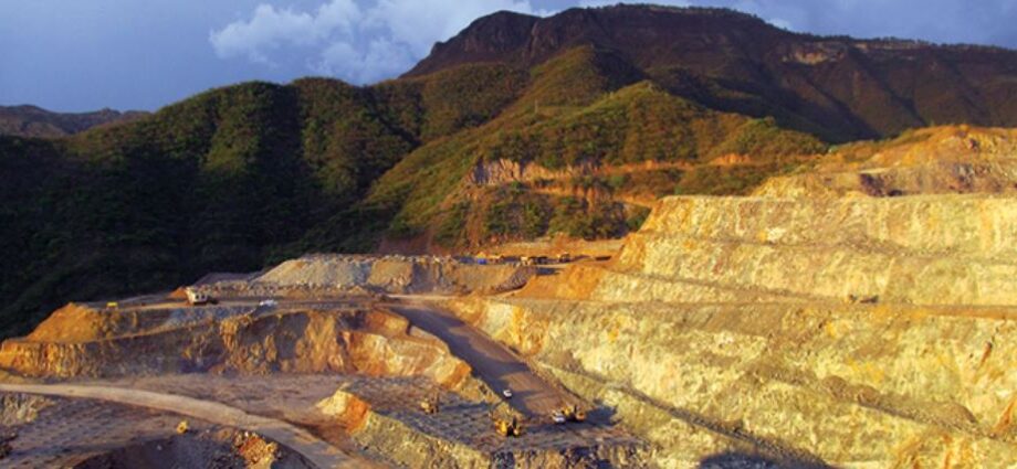 Franco Nevada releases Cobre Panama arbitration replace
