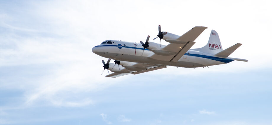 NASA Plane to Originate Low-Altitude Flights in Mid-Atlantic, California