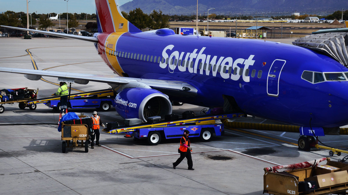 Southwest Airways needs to break its loyalty program, too