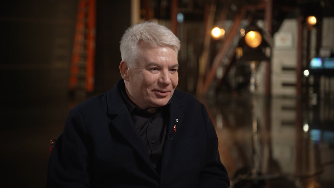 The memoir leisurely Mike Myers’s SNL ‘elbows up’ second