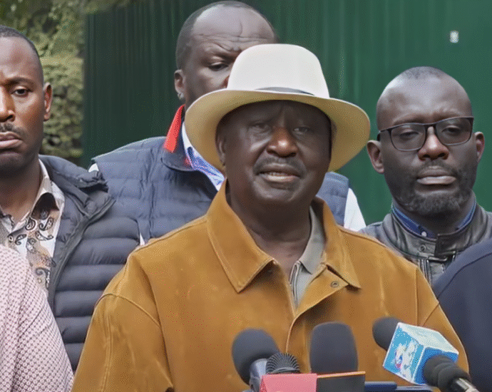 Loud bangs quickly interrupt Raila’s Saba Saba speech [VIDEO]