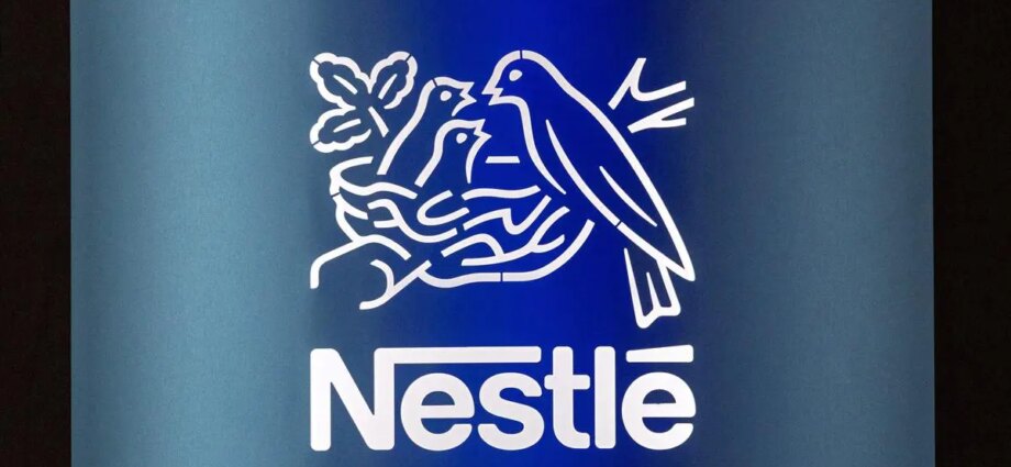 Nestle stumbles whereas Reckitt advances as CEOs push for enhance