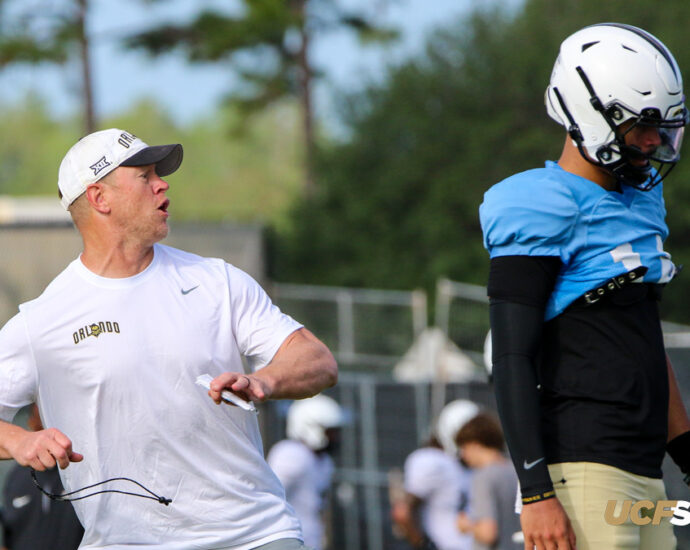 scott-frost-provides-update-on-ucf’s-ongoing-qb-competition