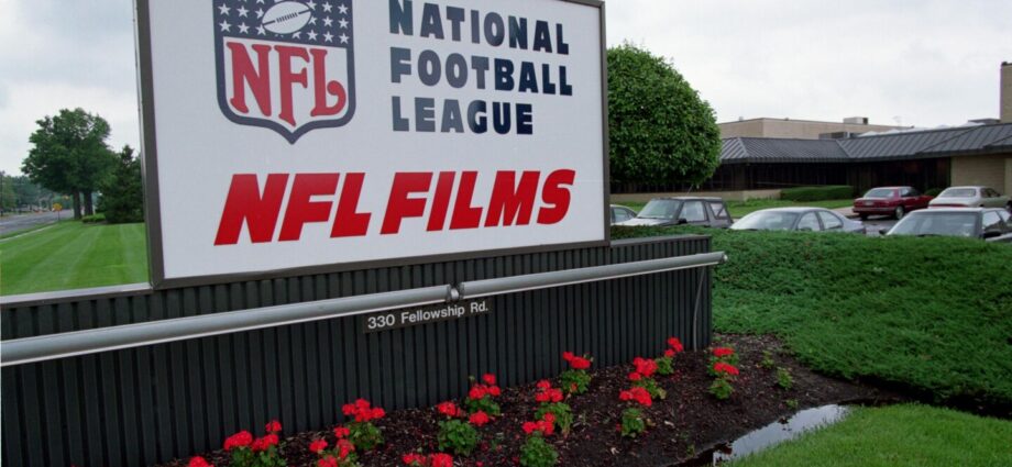 nfl-films-blames-suspension-of-offseason-hard-knocks-on-social-media