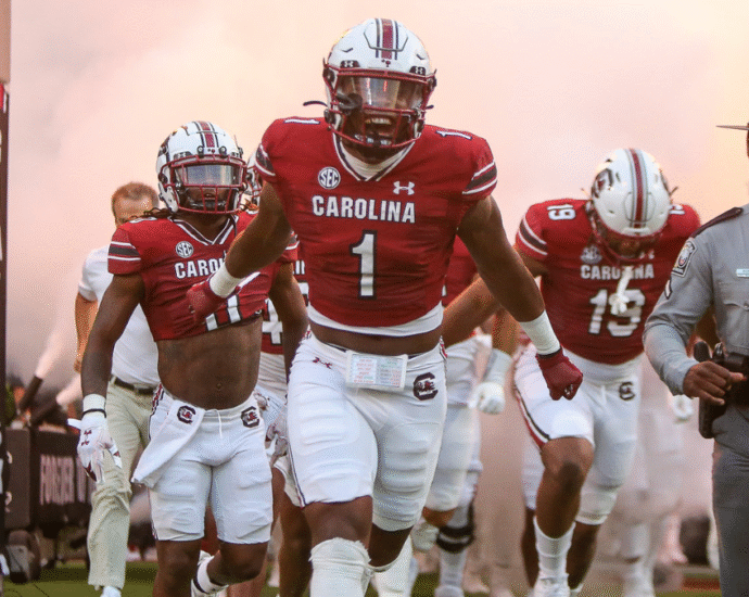 which-ap-voters-ranked-south-carolina-highest,-and-which-didn’t-rank-the-gamecocks-at-all-this-preseason