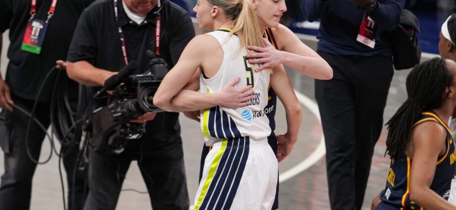 wnba-reacts-to-paige-bueckers'-appearance-for-wings-fever-game