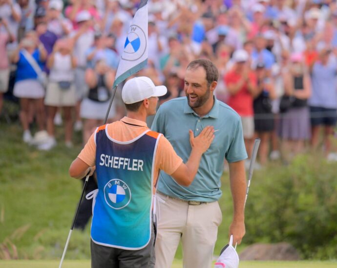 scottie-scheffler-erases-4-shot-deficit-to-win-bmw-championship-at-caves-valley