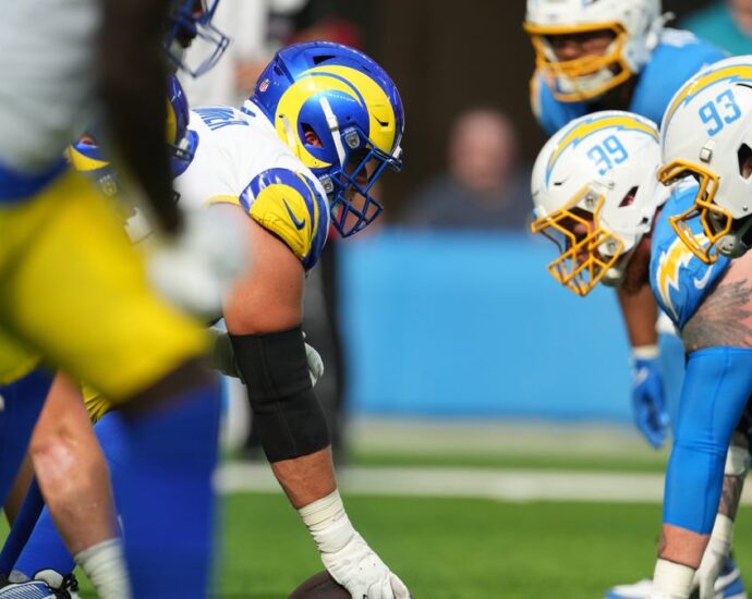 rams-sign-offensive-lineman,-make-2-other-roster-moves