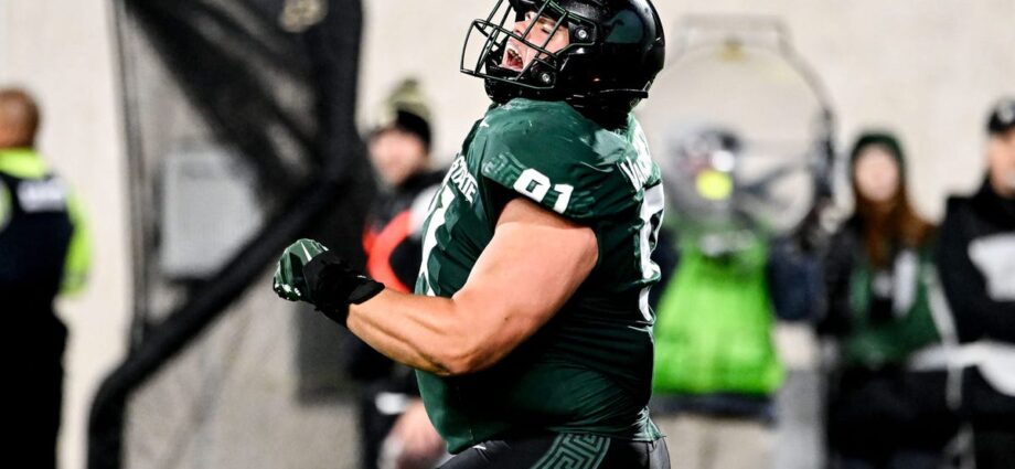 spartans-to-release-new-series-following-football-program,-watch-preview-trailer
