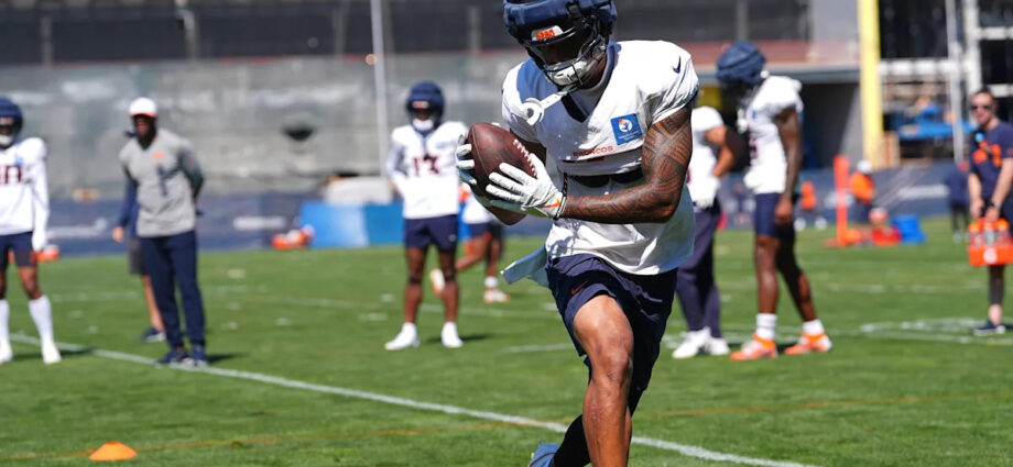 saints-acquire-second-year-wide-receiver-devaughn-vele-from-broncos-for-a-pair-of-draft-picks