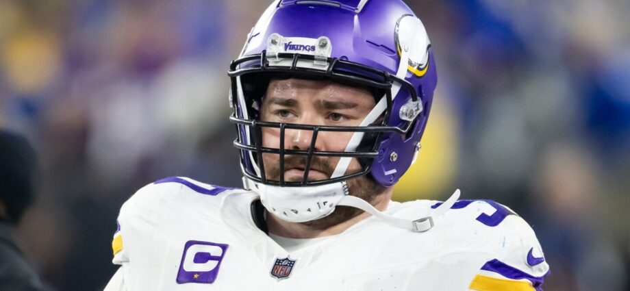 jets-acquire-dt-harrison-phillips-in-a-trade-with-the-vikings